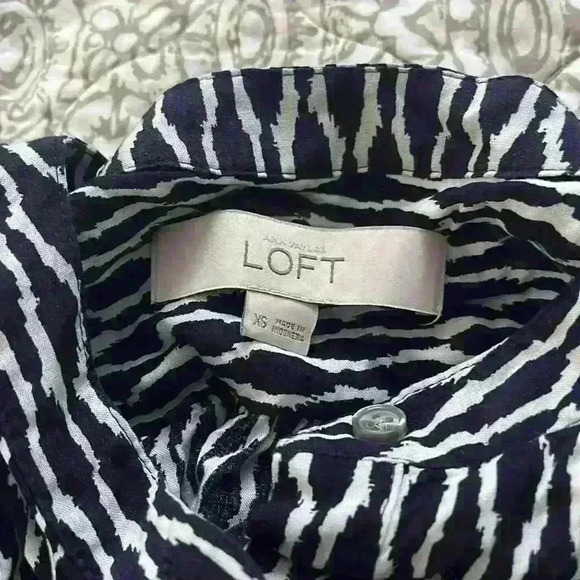 Loft long-sleeved silky blue and white geometric print top - Picture 2 of 4